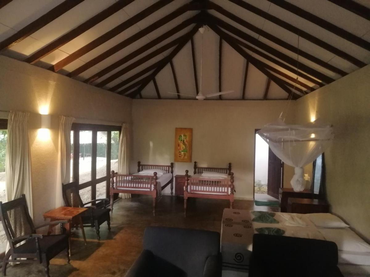 Wildescape, Yala Blocks 3 & 5 Vila Buttala Exterior foto